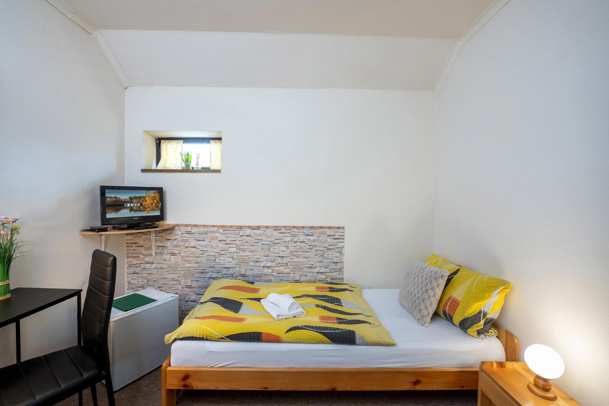 Rodinny Hotel Myslivna Trebon Bagian luar foto
