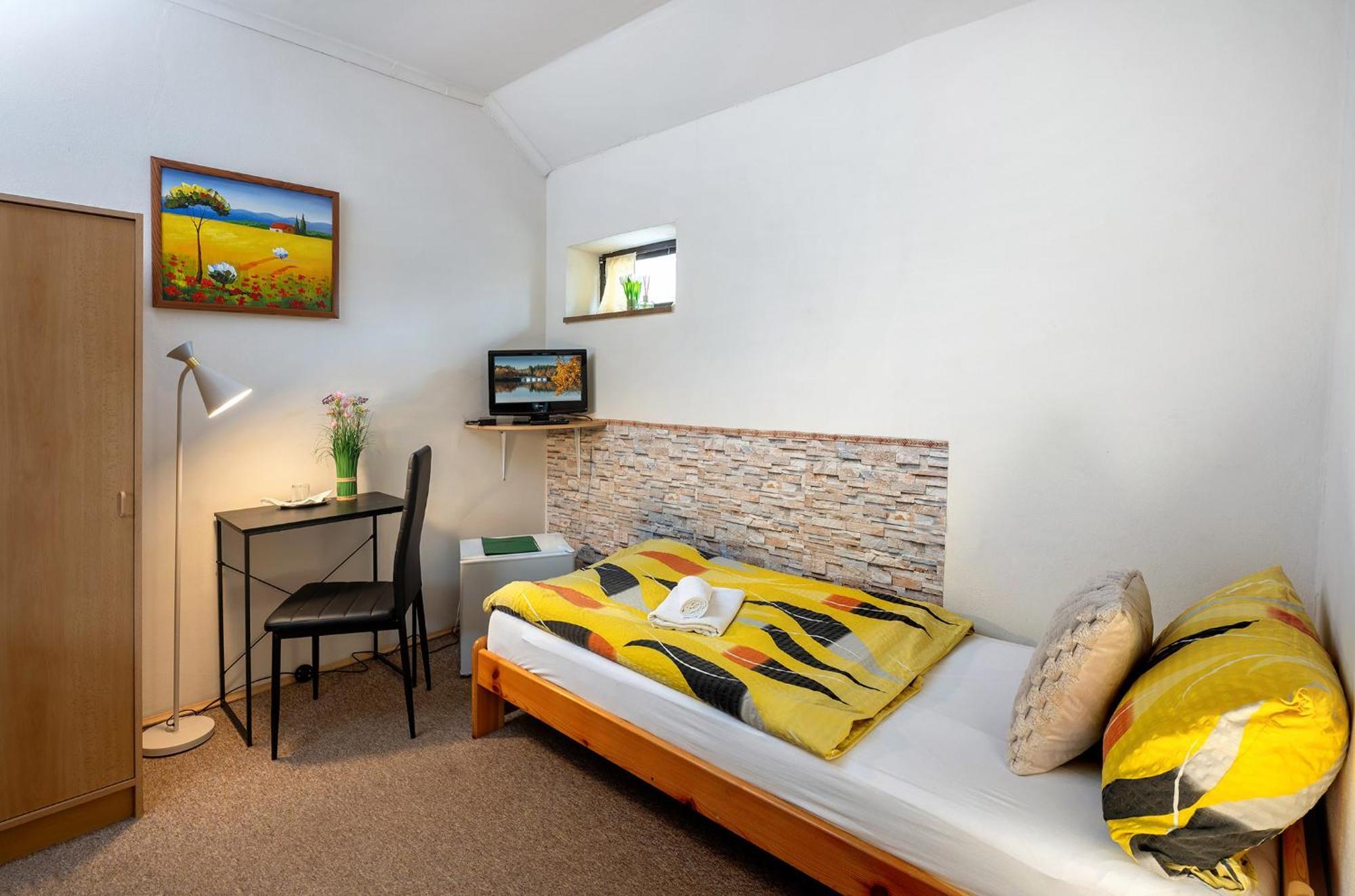 Rodinny Hotel Myslivna Trebon Bagian luar foto