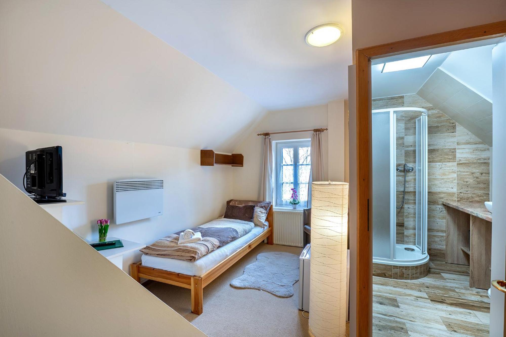 Rodinny Hotel Myslivna Trebon Bagian luar foto