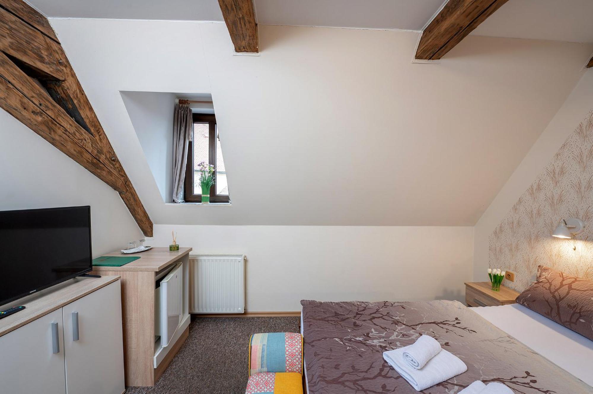Rodinny Hotel Myslivna Trebon Bagian luar foto