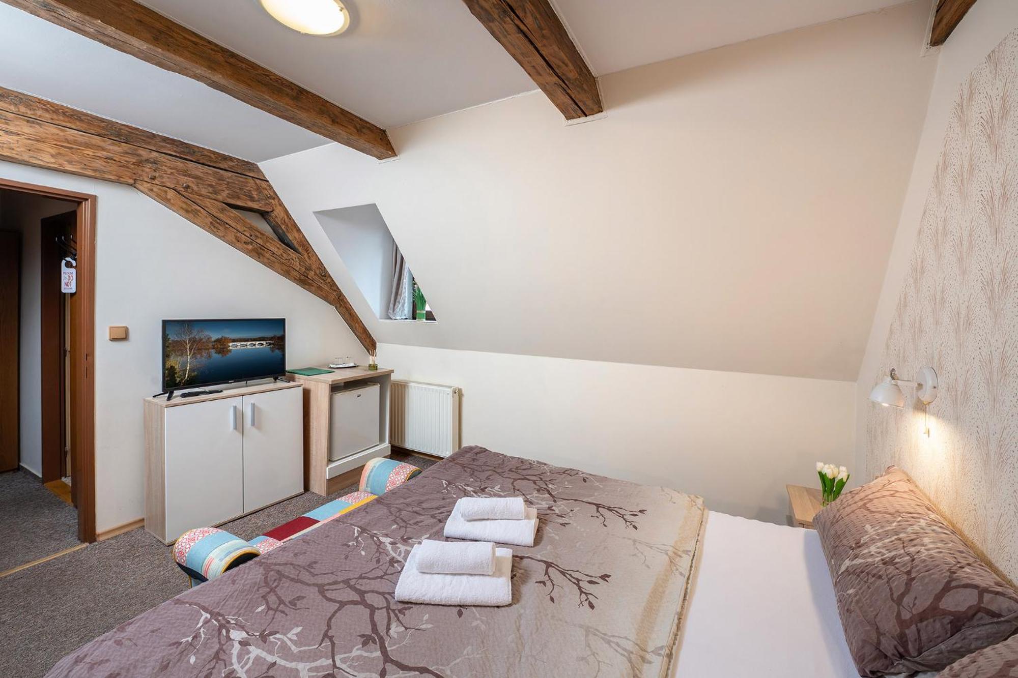 Rodinny Hotel Myslivna Trebon Bagian luar foto