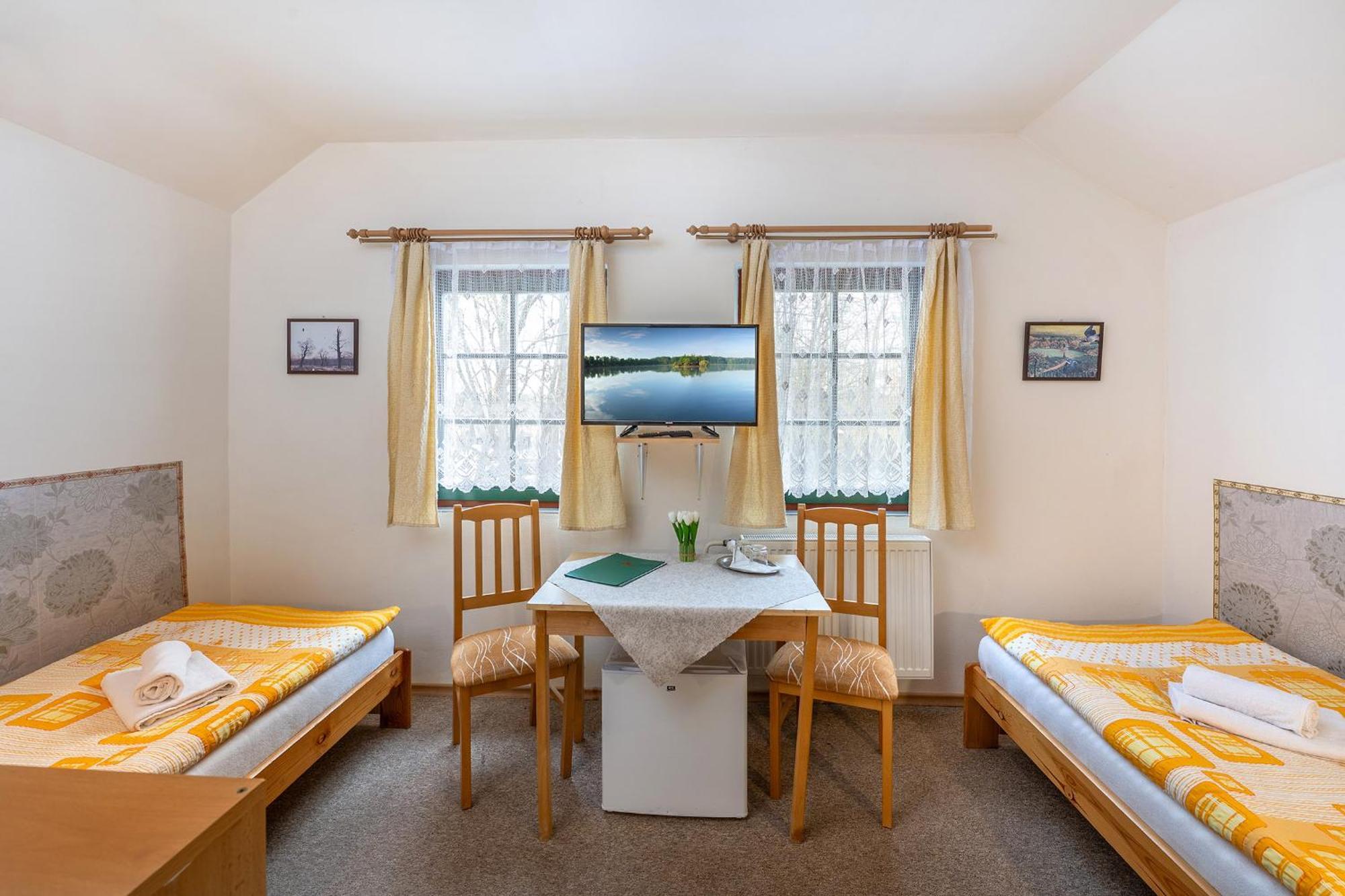 Rodinny Hotel Myslivna Trebon Bagian luar foto