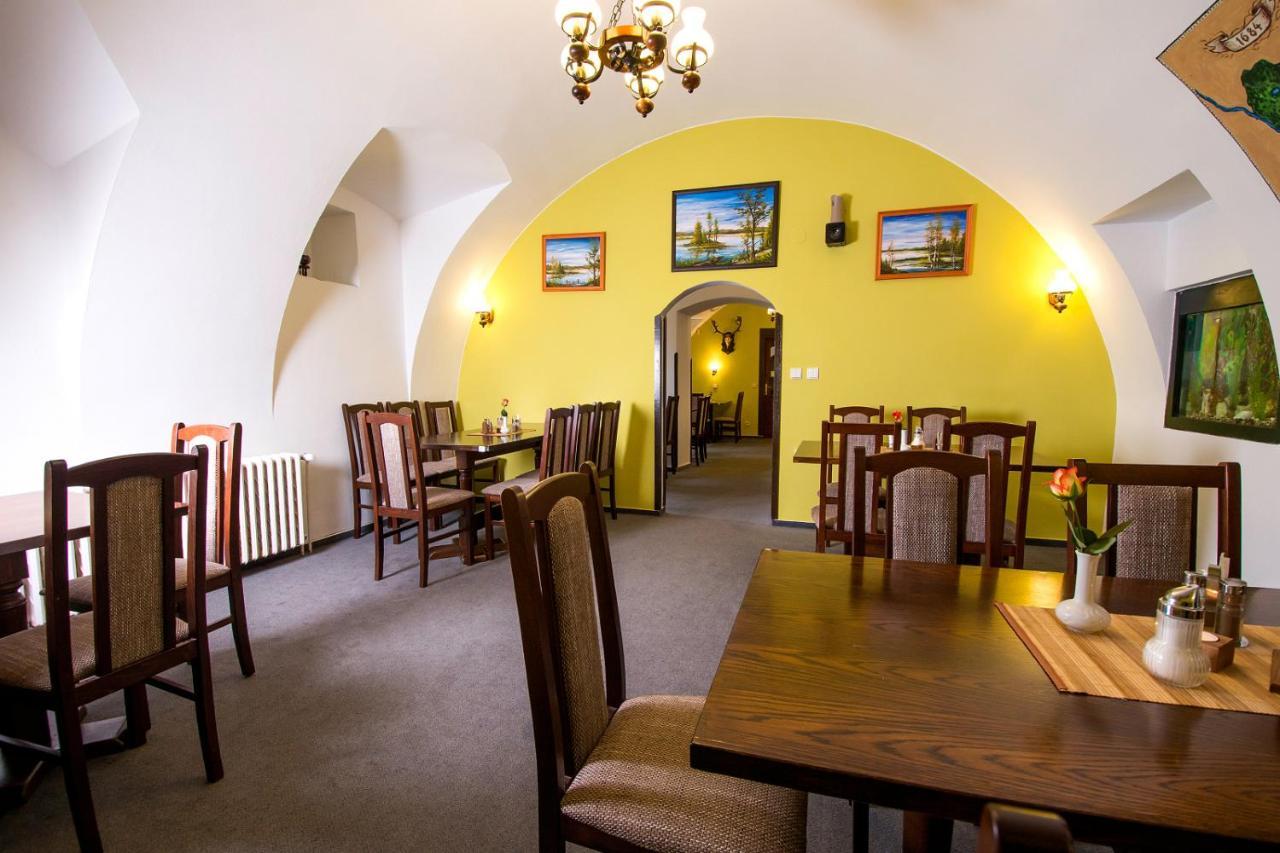 Rodinny Hotel Myslivna Trebon Bagian luar foto