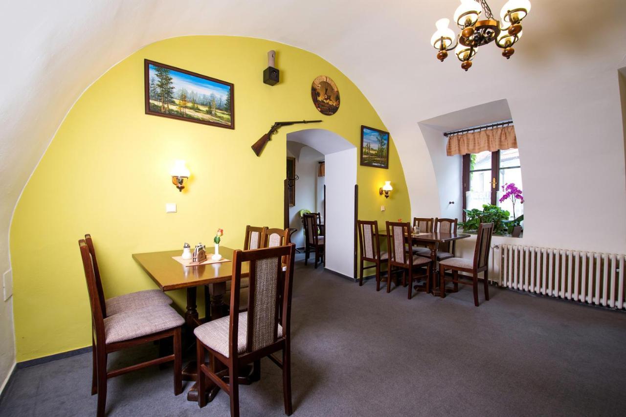 Rodinny Hotel Myslivna Trebon Bagian luar foto