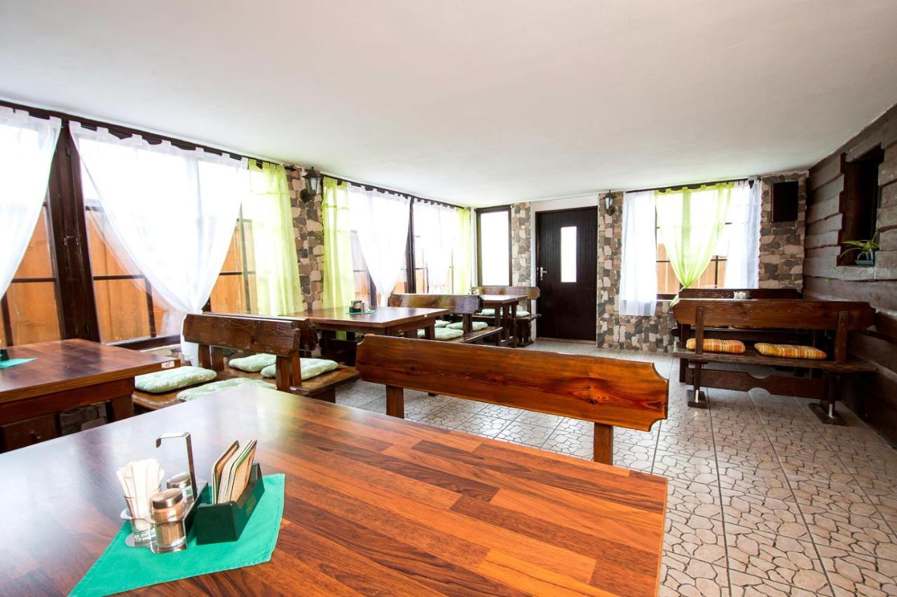 Rodinny Hotel Myslivna Trebon Bagian luar foto